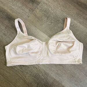 Unbranded Wireless Comfort Bra Beige Size 44C